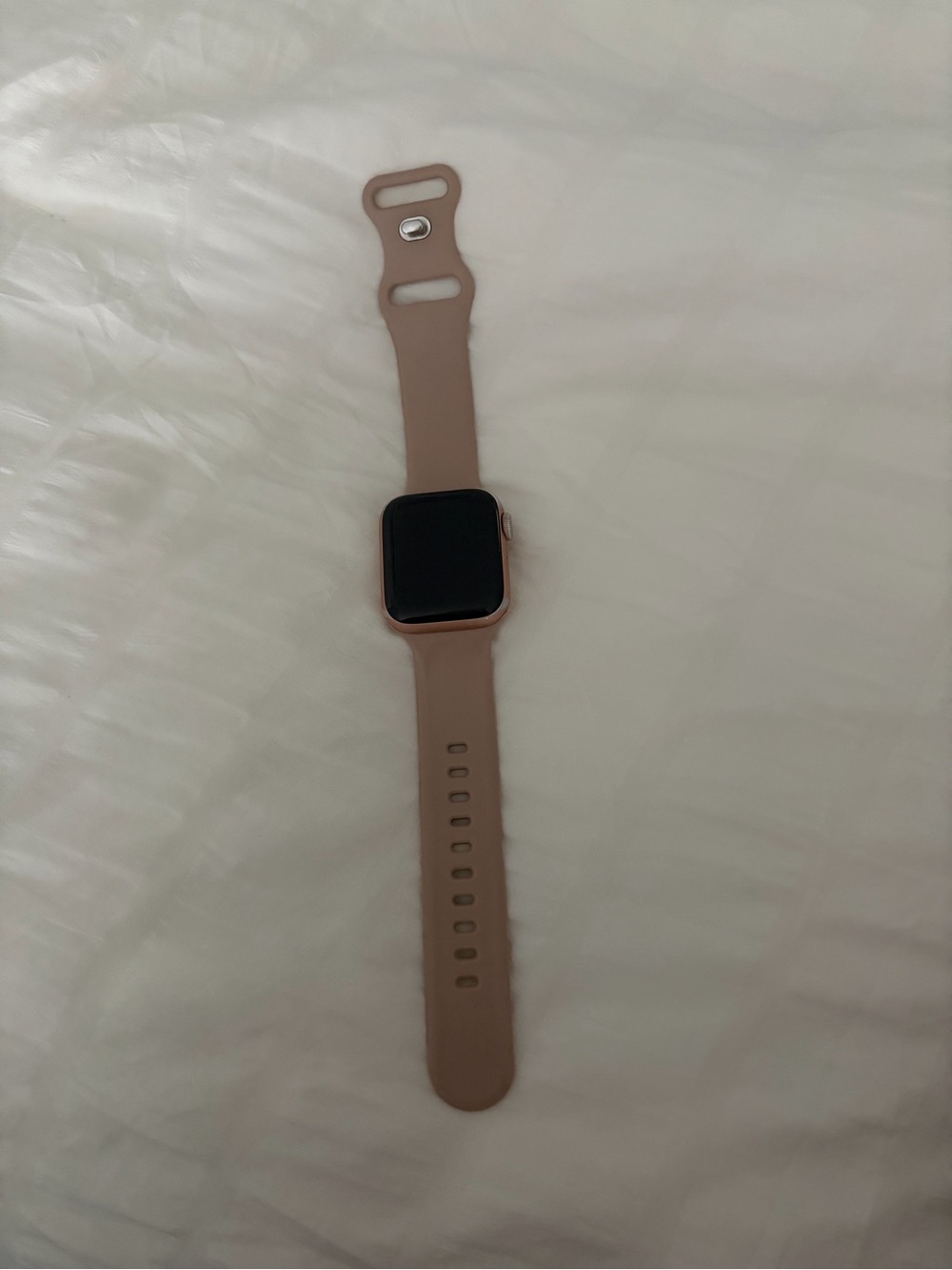 Apple Rose Gold Smartwatch with Blush Pink Silicone Band